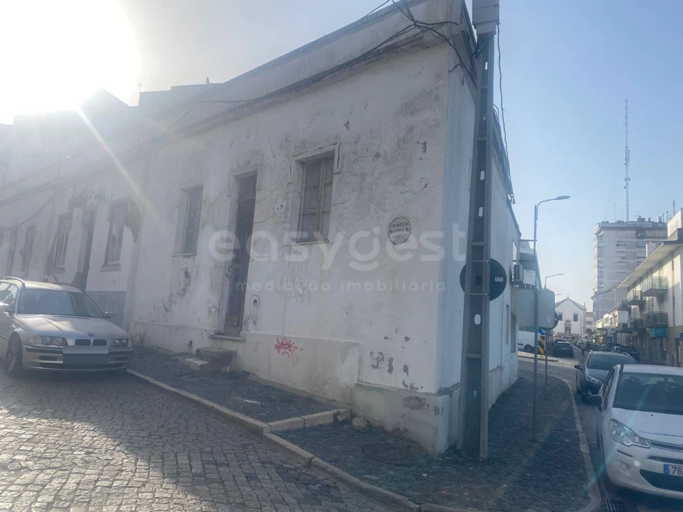 Moradia T8 para Venda em Beja (Santiago Maior e São João Baptista) Foto 26