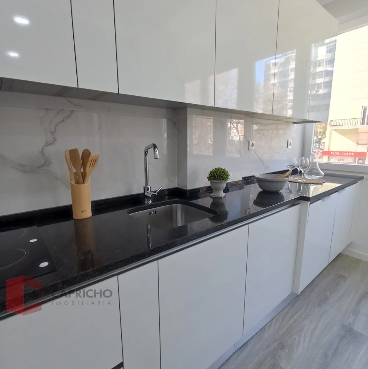 Apartamento T3 para Venda em Benfica Foto 5