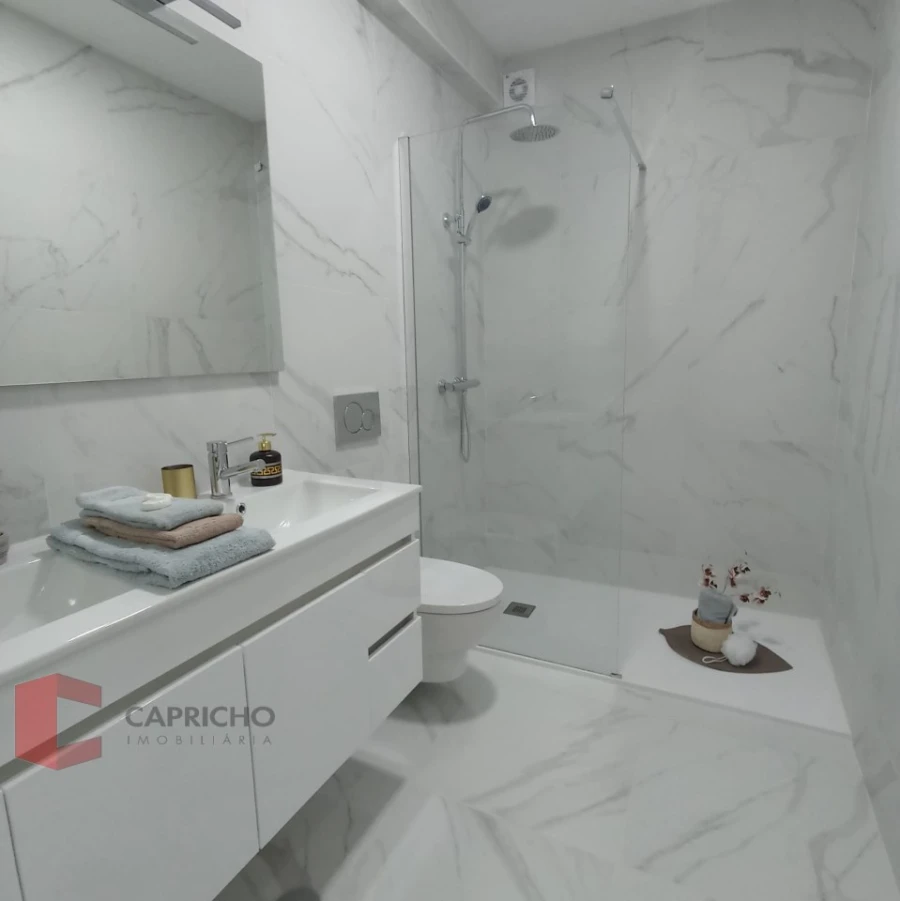 Apartamento T3 para Venda em Benfica Foto 15