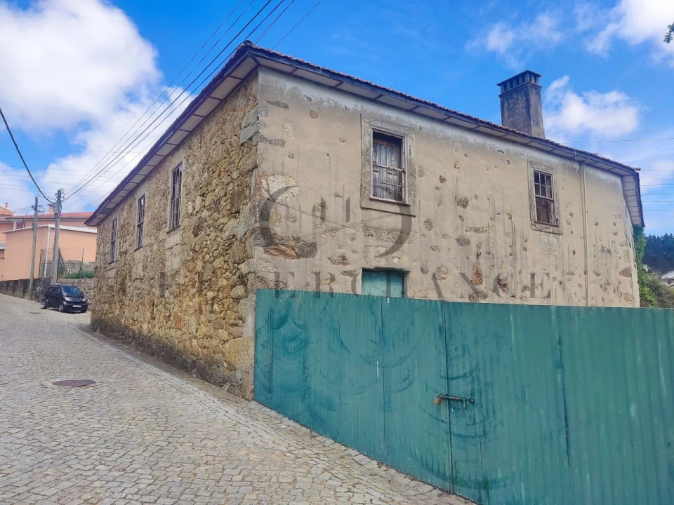 Moradia T4 para Venda em Sandim, Olival, Lever e Crestuma Foto 5