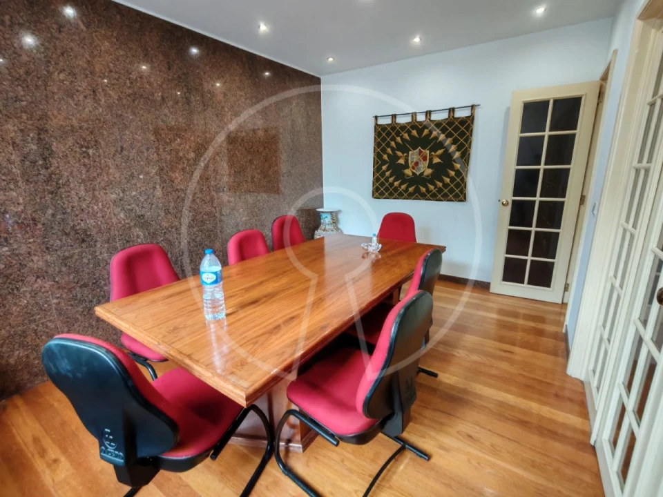 Apartamento T2 para Venda em Areeiro Foto 6