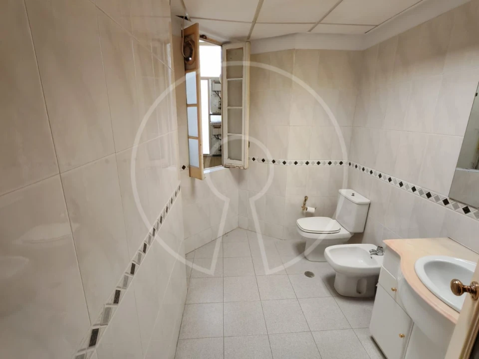 Apartamento T2 para Venda em Areeiro Foto 10