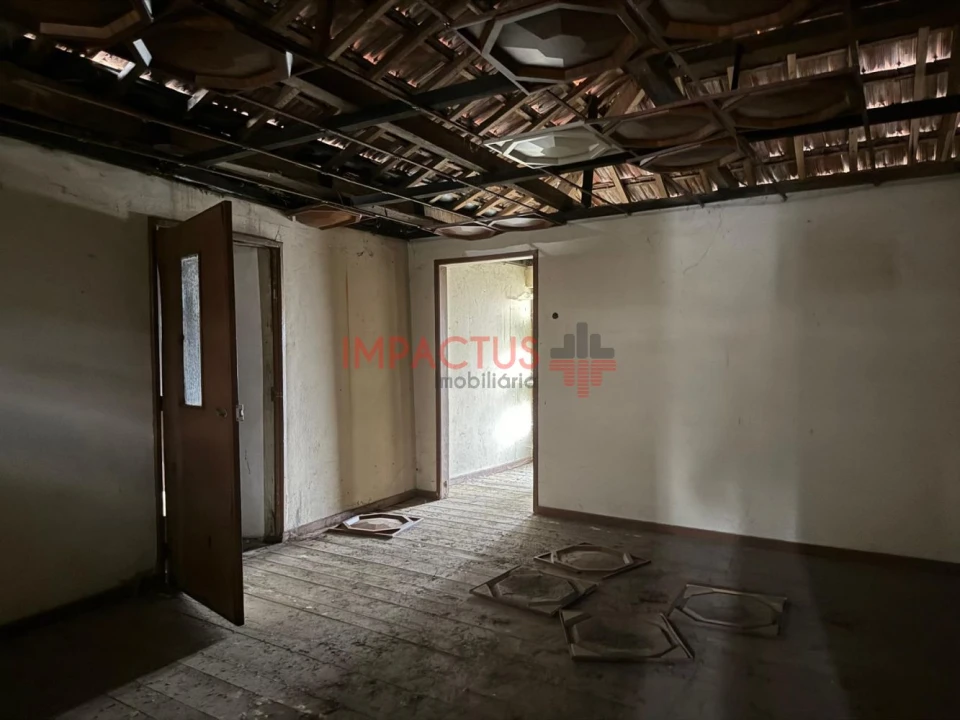 Moradia T3 para Venda em Coronado (São Romão e São Mamede) Foto 12