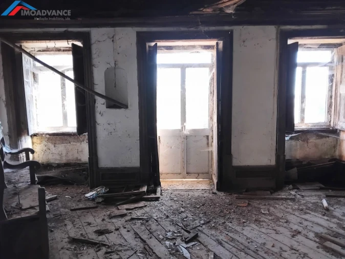 Moradia T8 para Venda em Lorvão Foto 12