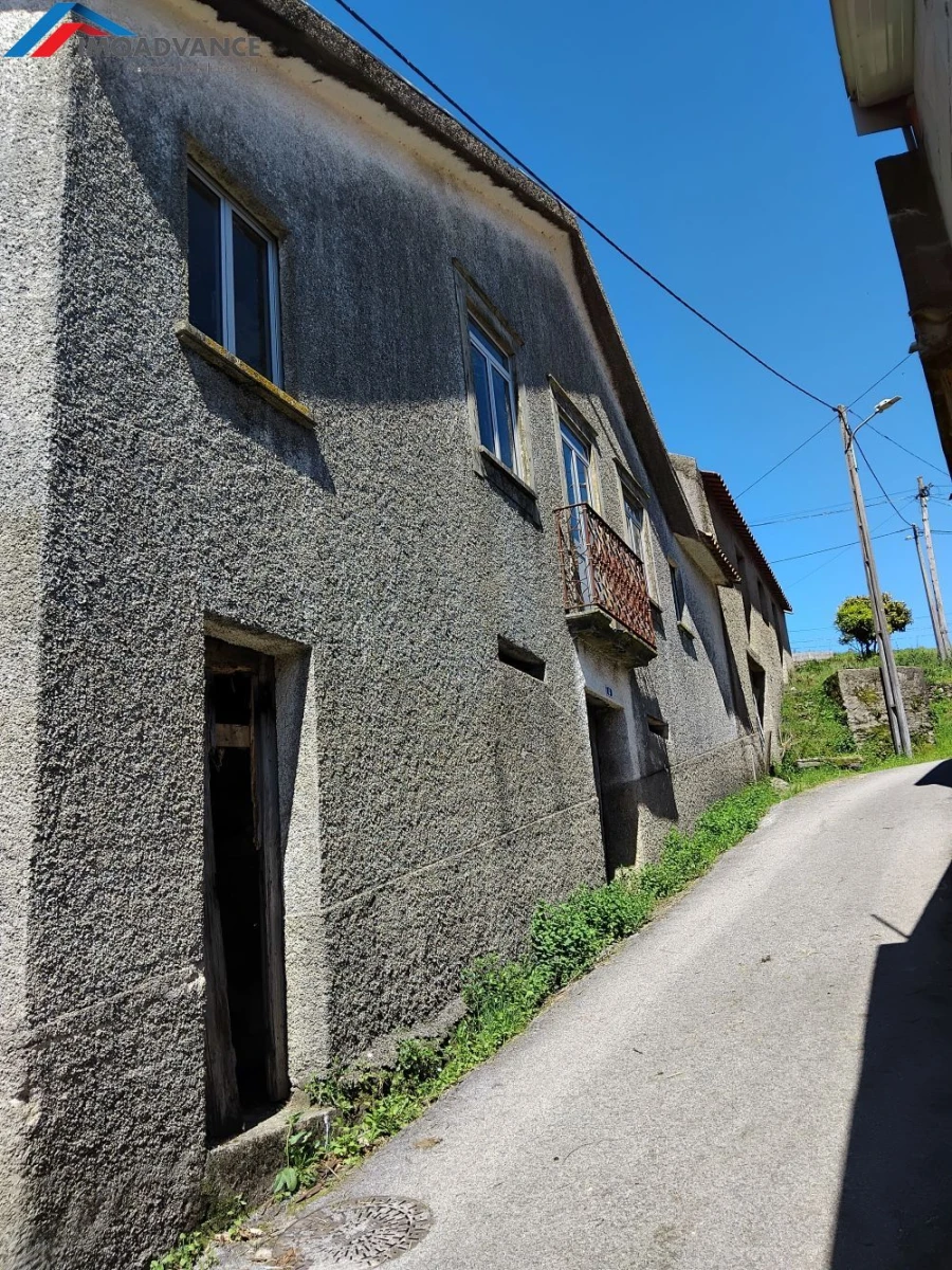 Moradia T8 para Venda em Lorvão