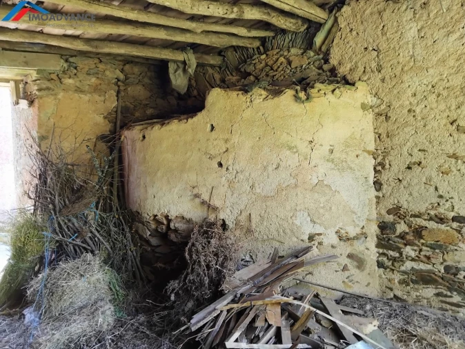 Moradia T8 para Venda em Lorvão Foto 29