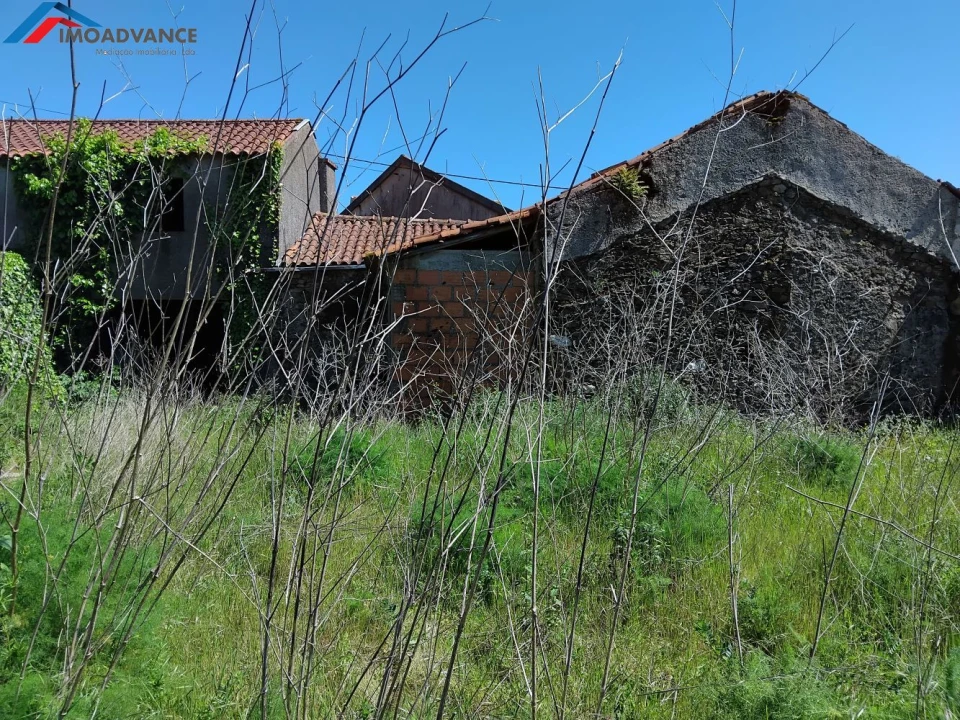 Moradia T8 para Venda em Lorvão Foto 19