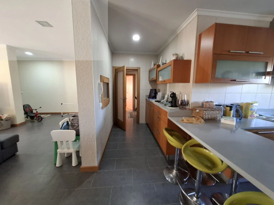 Moradia T4 para Venda em Bustos, Troviscal e Mamarrosa Foto 2