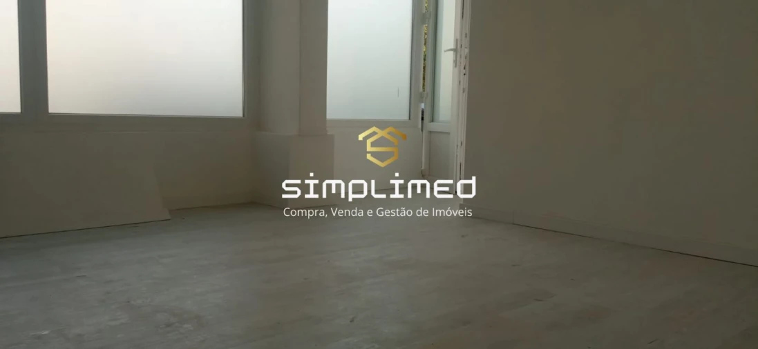 Loja para Venda em Laranjeiro e Feijó