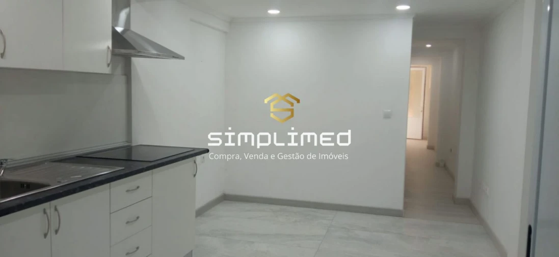 Loja para Venda em Corroios Foto 4