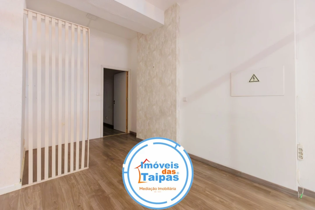 Loja para Venda em Caldelas Foto 3