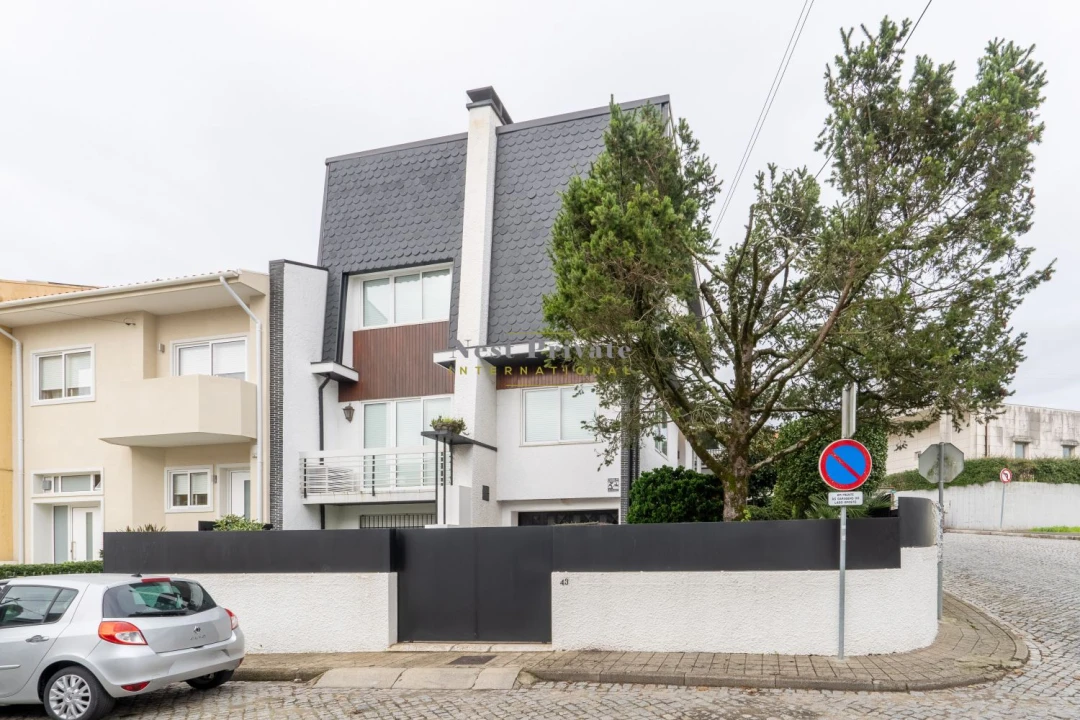 Moradia T5 para Venda em Gondomar (São Cosme), Valbom e Jovim Foto 54