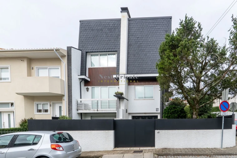 Moradia T5 para Venda em Gondomar (São Cosme), Valbom e Jovim Foto 55