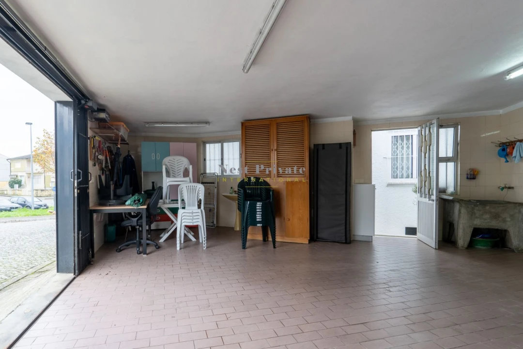 Moradia T5 para Venda em Gondomar (São Cosme), Valbom e Jovim Foto 3