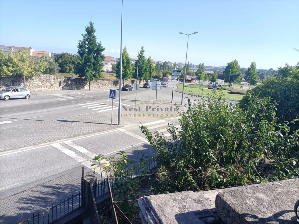 Moradia T5 para Venda em Abraveses Foto 19