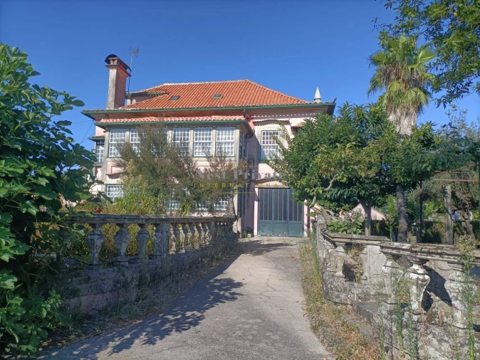 Moradia T5 para Venda em Abraveses Foto 18