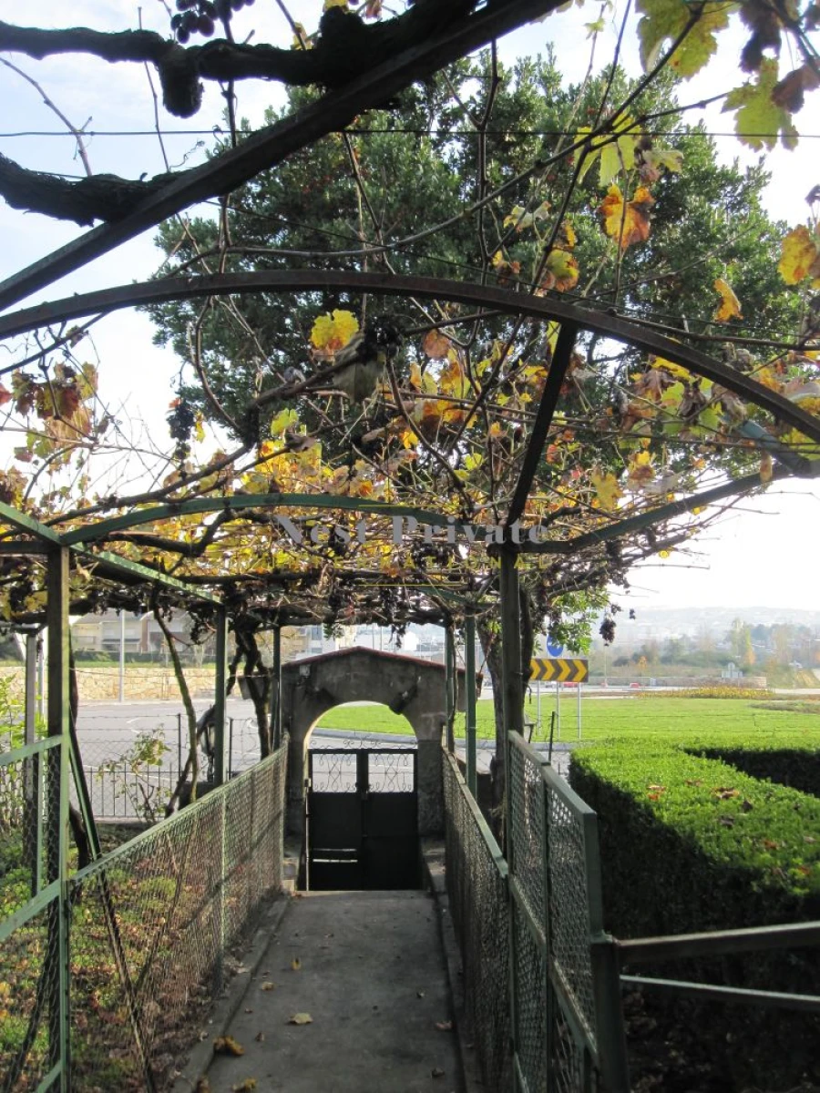 Moradia T5 para Venda em Abraveses Foto 45