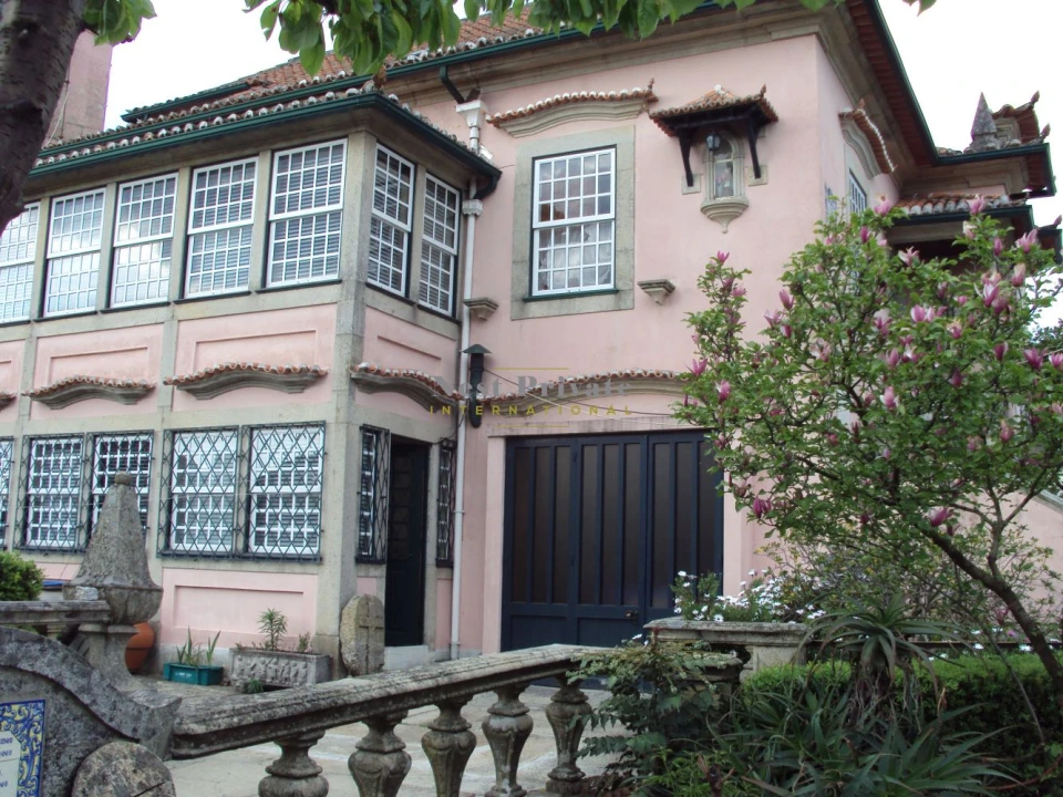 Moradia T5 para Venda em Abraveses Foto 4