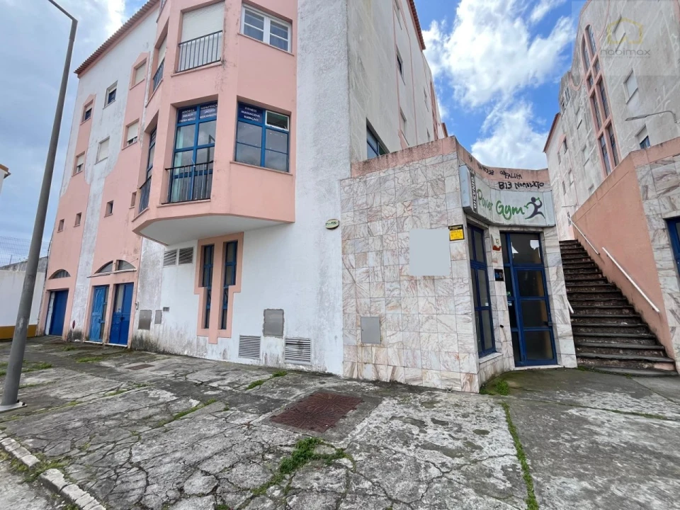 Loja para Venda em Ponta Delgada (São Pedro) Foto 3