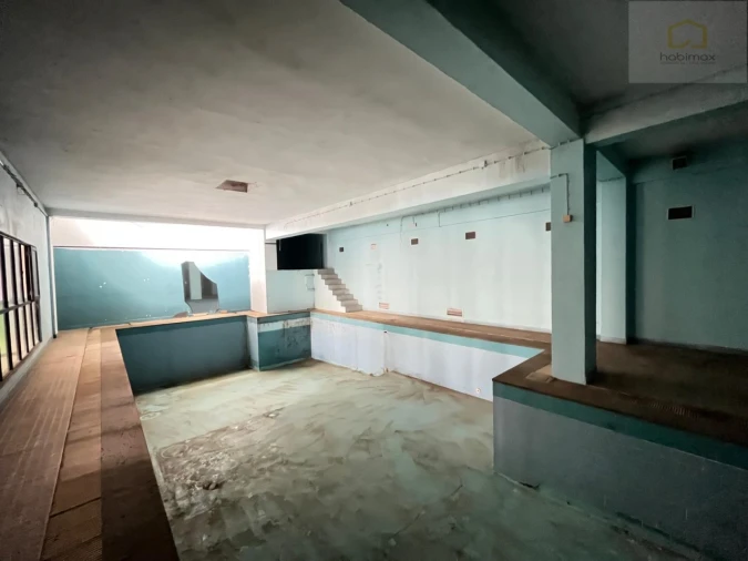 Loja para Venda em Ponta Delgada (São Pedro) Foto 30