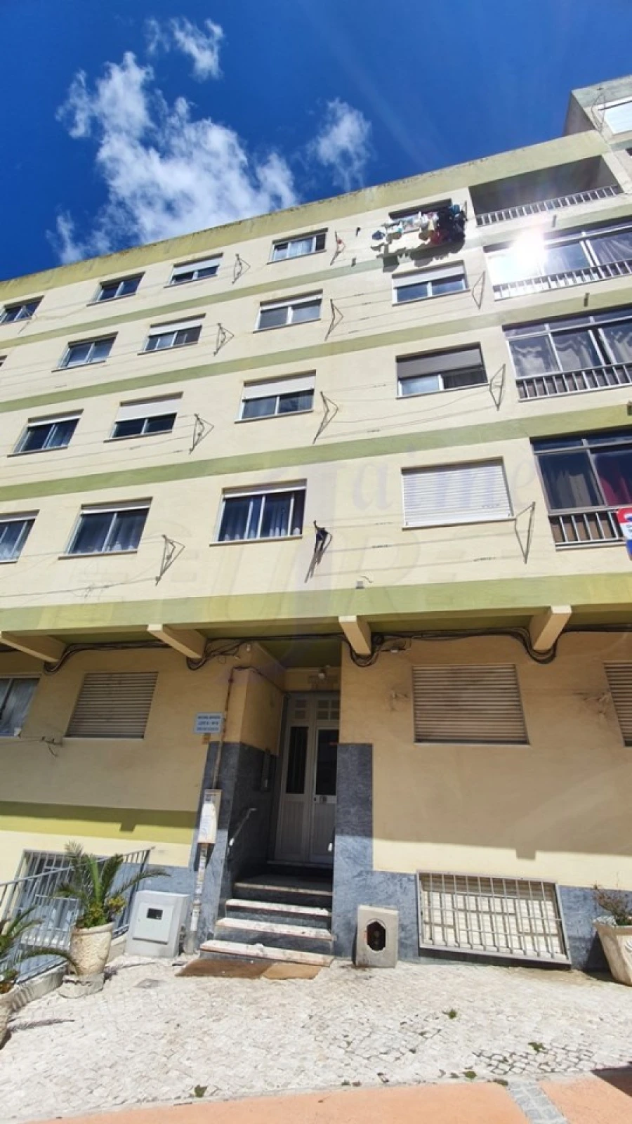 Apartamento T3 para Venda em Agualva e Mira-Sintra Foto 30