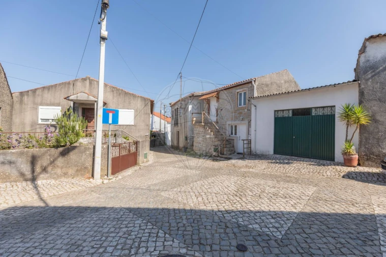 Moradia T3 para Venda em Vila Seca e Bem da Fé Foto 2