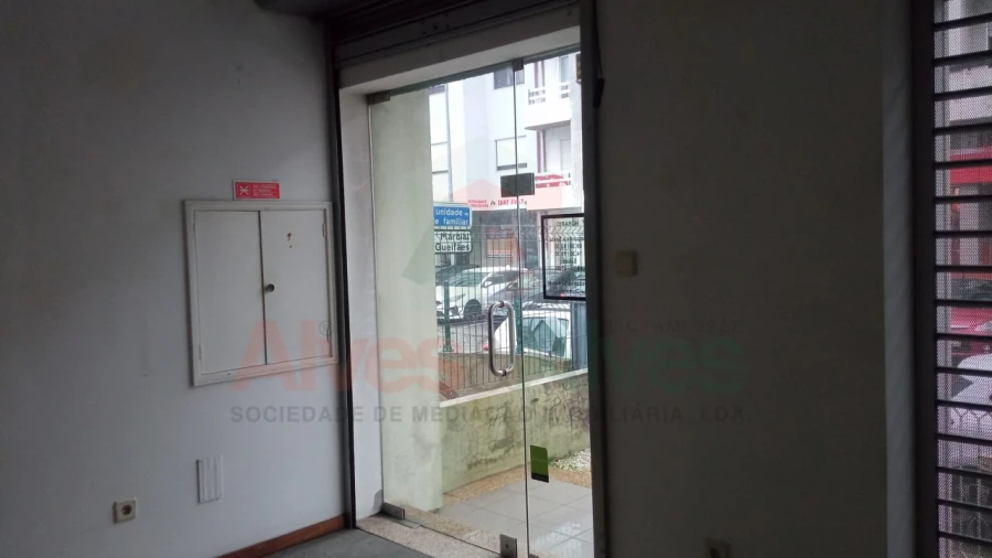 Loja para Arrendamento em Cidade da Maia Foto 6