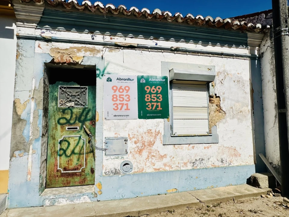 Moradia T2 para Venda em Pego Foto 1