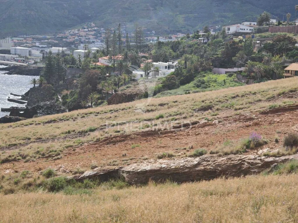 Terreno para Venda em Caniçal Foto 9