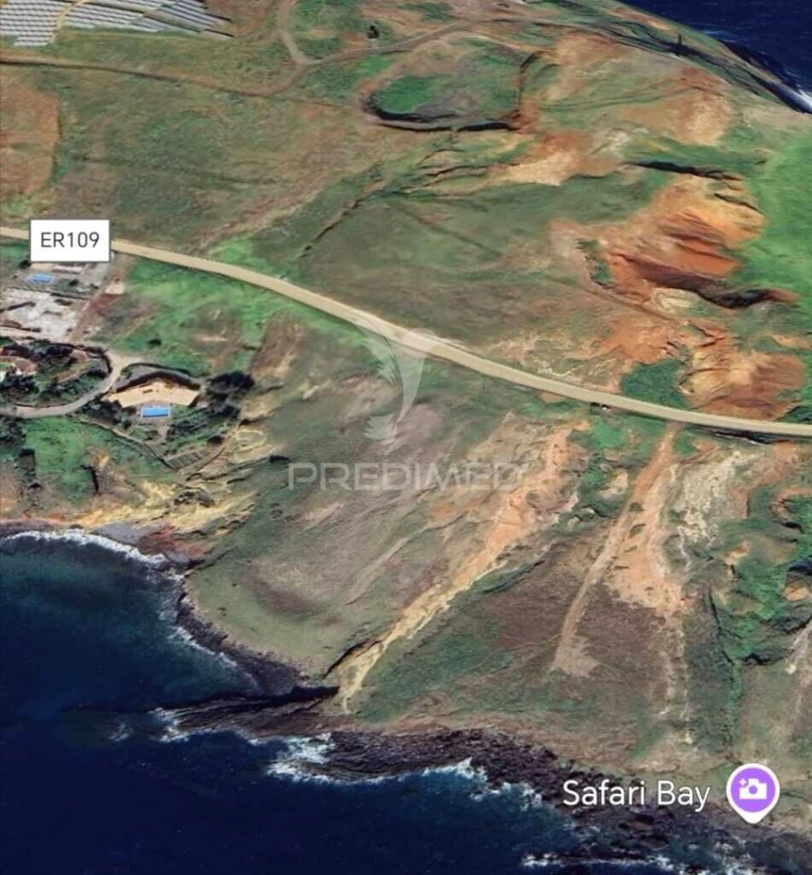 Terreno para Venda em Caniçal Foto 6