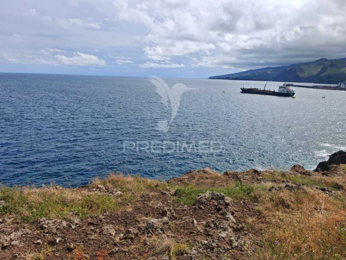 Terreno para Venda em Caniçal Foto 18