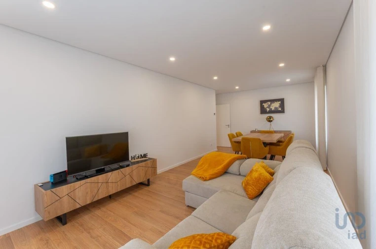 Apartamento T3 para Venda em Esmoriz Foto 2