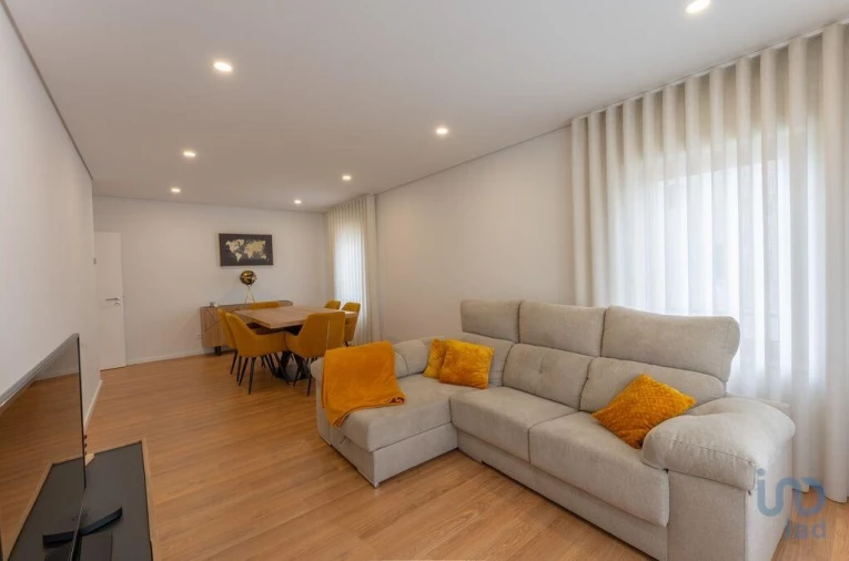 Apartamento T3 para Venda em Esmoriz Foto 6