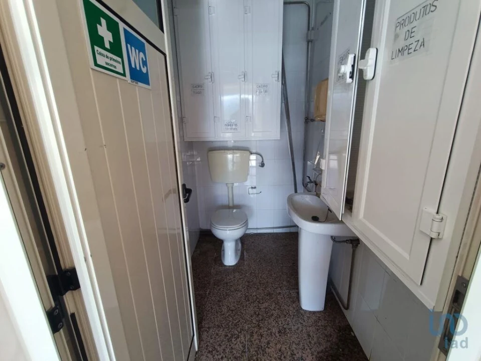 Moradia para Venda em A dos Cunhados e Maceira Foto 15