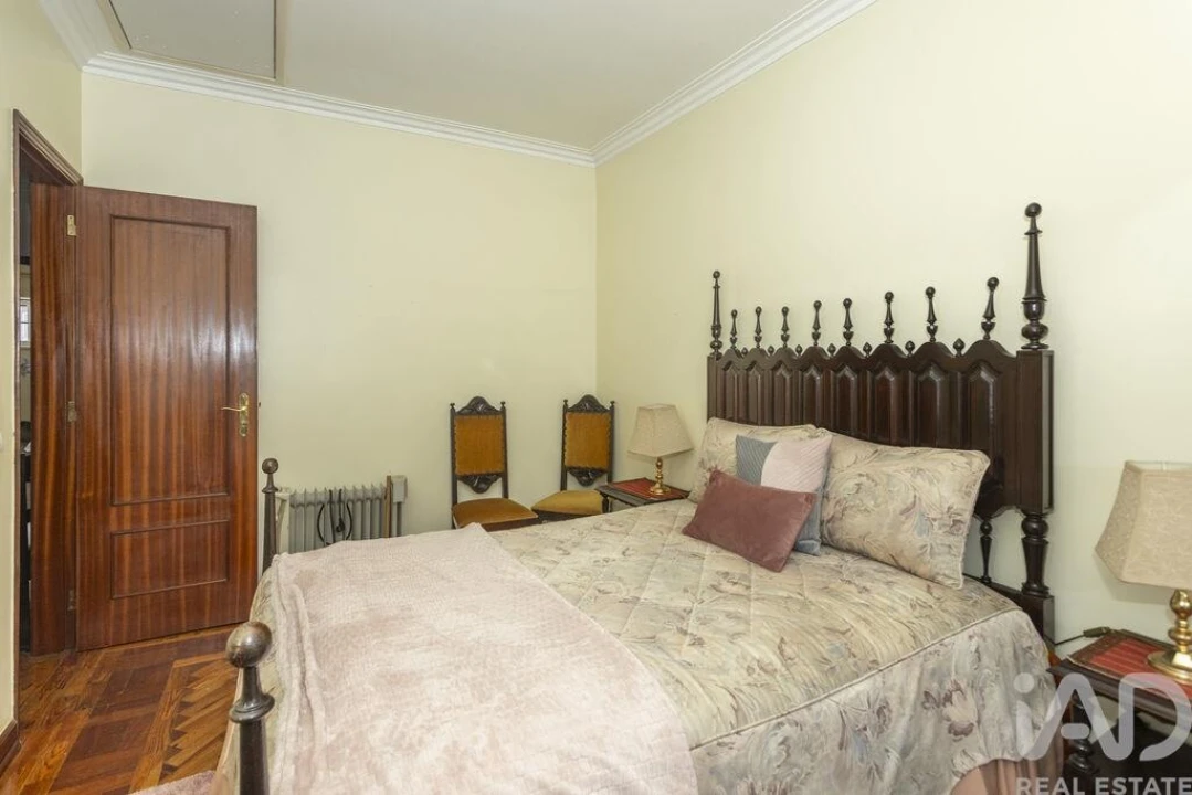 Moradia T4 para Venda em Algueirão-Mem Martins Foto 22