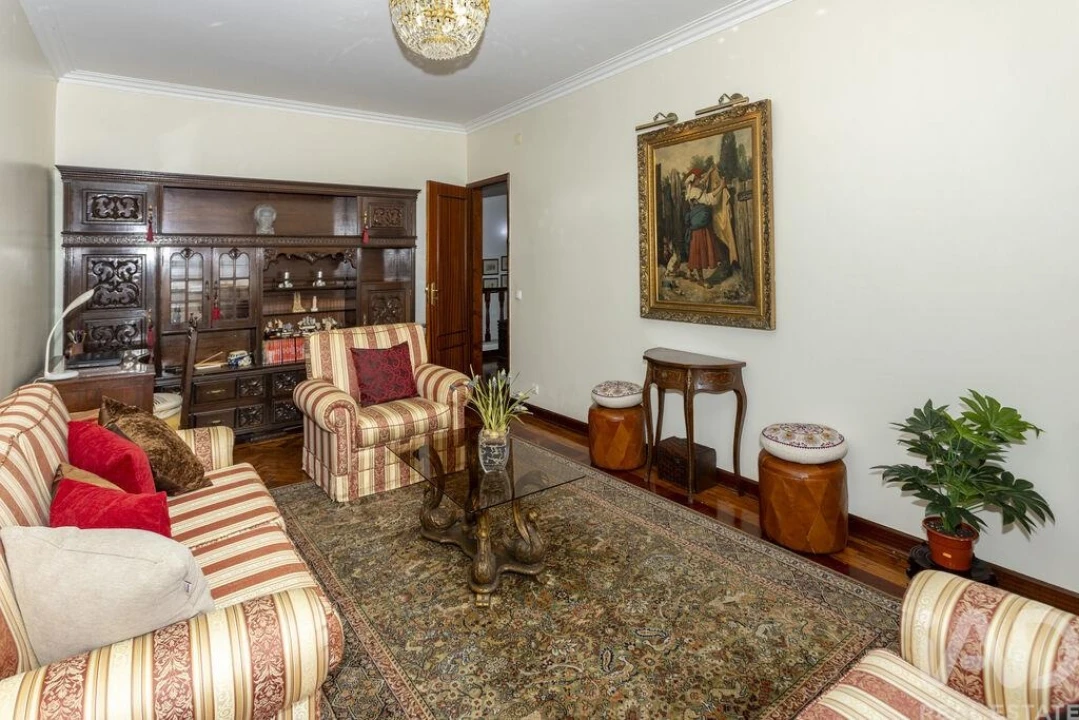 Moradia T4 para Venda em Algueirão-Mem Martins Foto 17