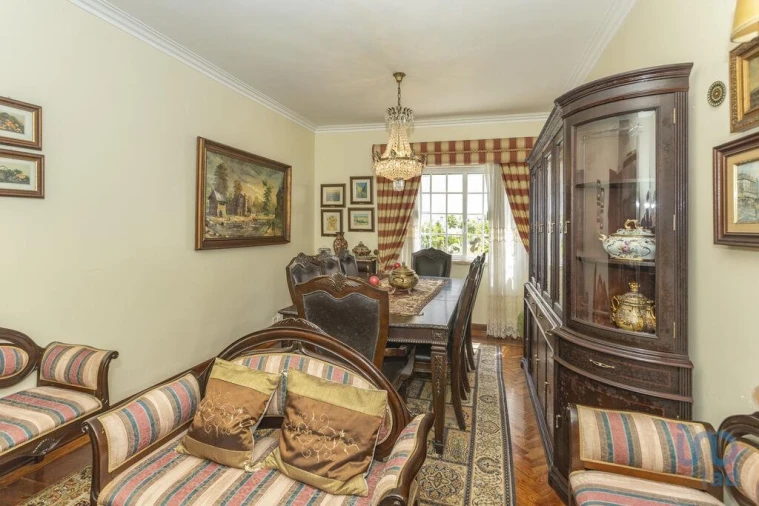 Moradia T4 para Venda em Algueirão-Mem Martins Foto 12