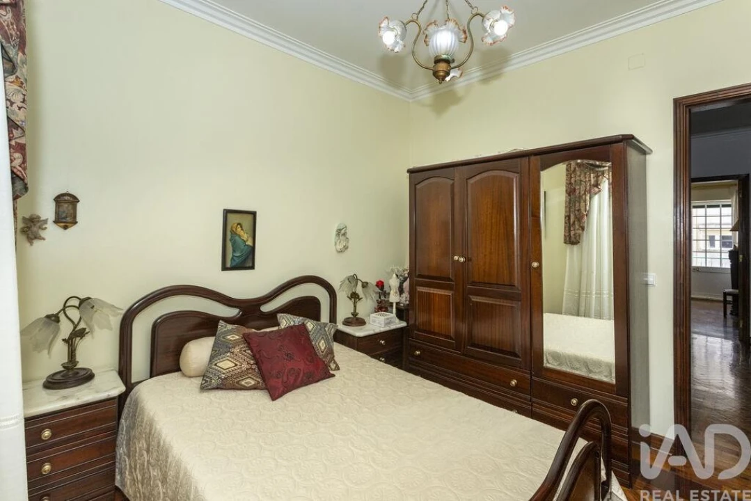 Moradia T4 para Venda em Algueirão-Mem Martins Foto 26