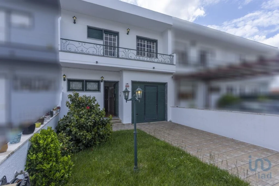 Moradia T4 para Venda em Algueirão-Mem Martins Foto 3