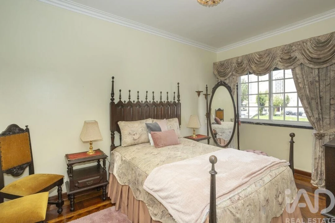 Moradia T4 para Venda em Algueirão-Mem Martins Foto 23