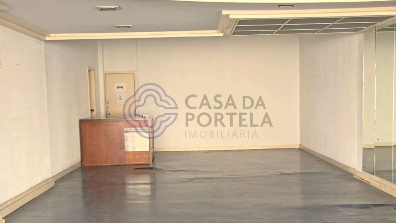 Armazém para Arrendamento em Matosinhos e Leça da Palmeira Foto 10