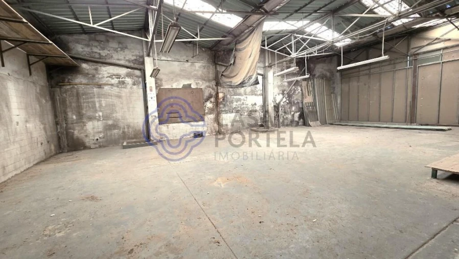 Armazém para Arrendamento em Matosinhos e Leça da Palmeira Foto 8