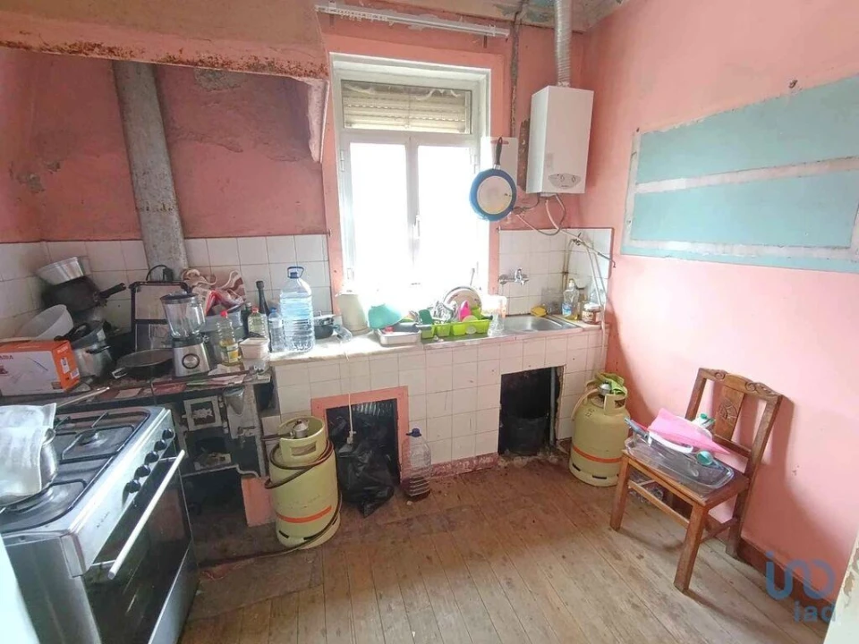 Moradia T2 para Venda em Chaviães e Paços Foto 9