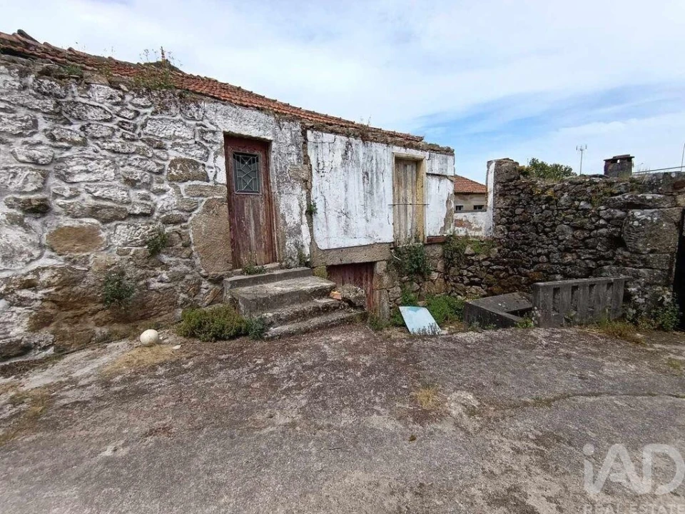 Moradia T2 para Venda em Chaviães e Paços Foto 17