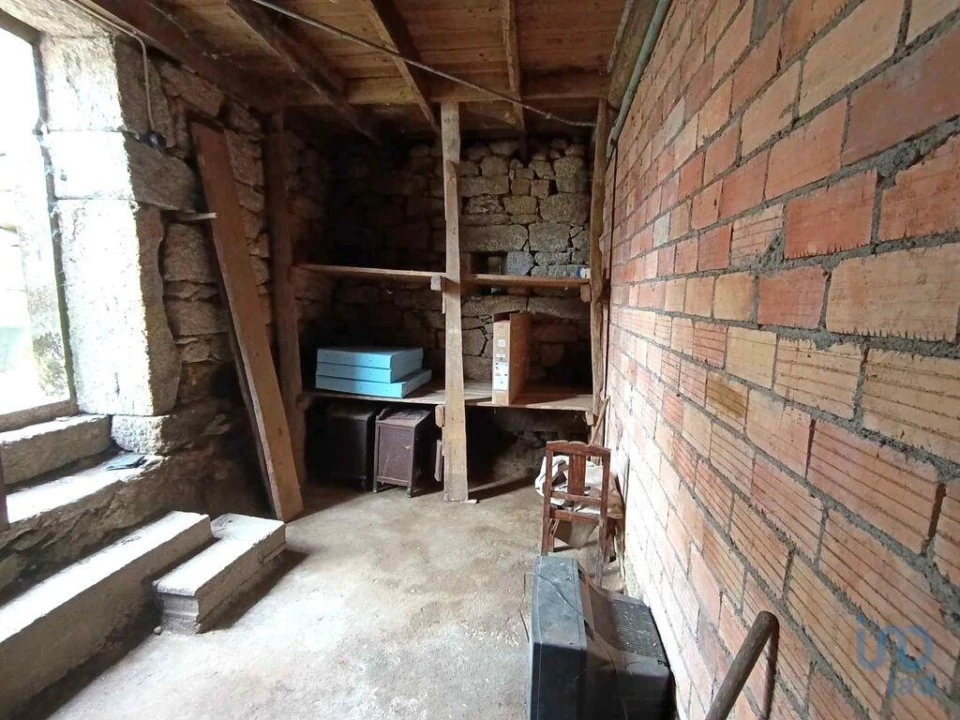 Moradia T2 para Venda em Chaviães e Paços Foto 13