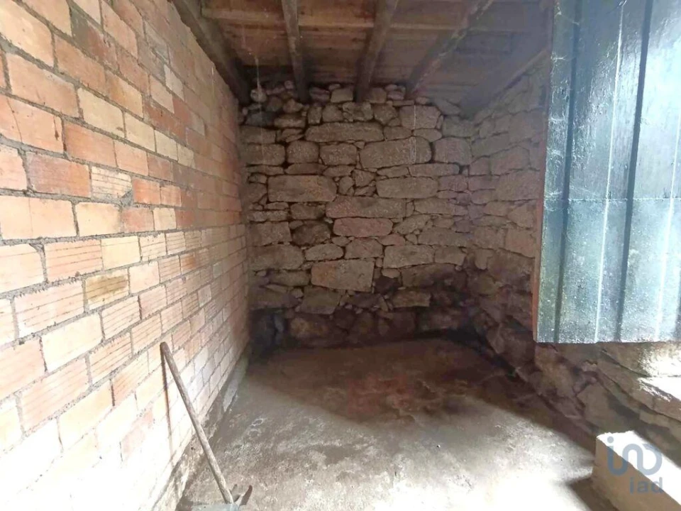 Moradia T2 para Venda em Chaviães e Paços Foto 14