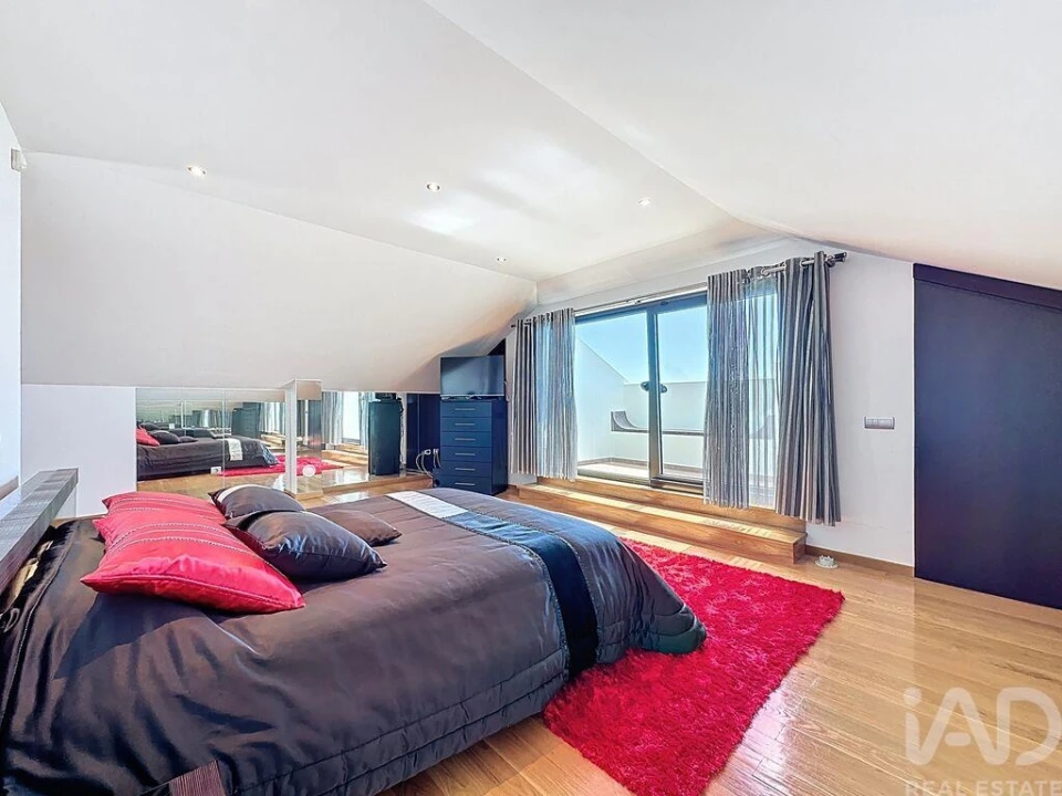 Moradia T3 para Venda em Caniçal Foto 16