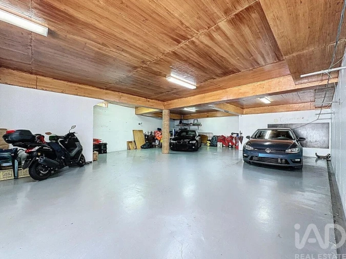 Moradia T3 para Venda em Caniçal Foto 30