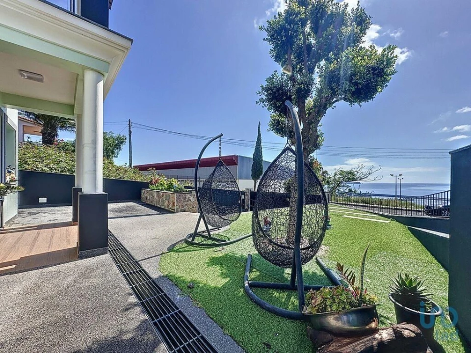 Moradia T3 para Venda em Caniçal Foto 5