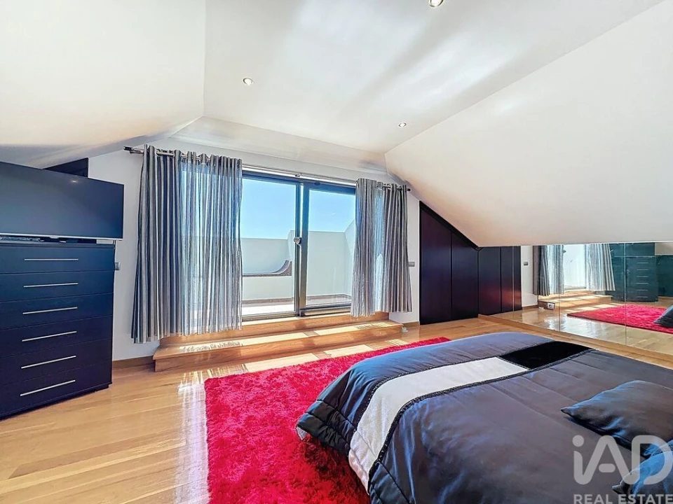 Moradia T3 para Venda em Caniçal Foto 17